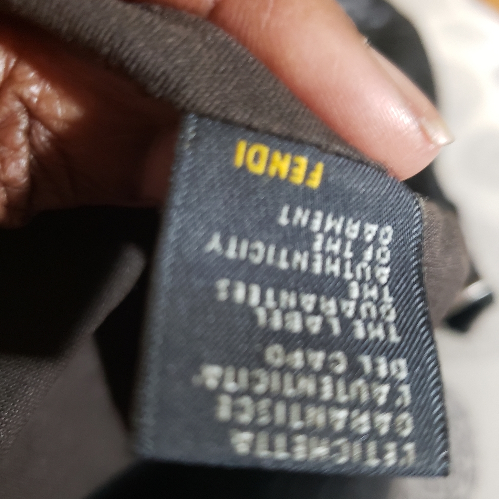 Fendi b hobo - Picture 9 of 14